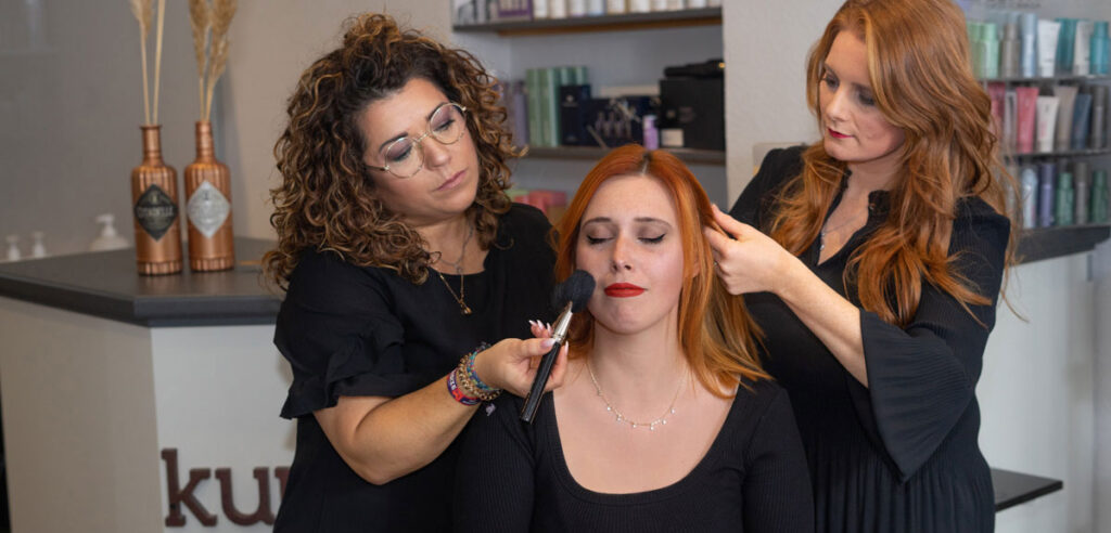 Philigraphie, Friseursalon, Moenchengladbach, Schminken, Haare, Frisur, Frauen, kupferglanz